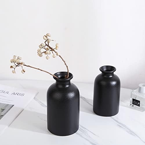 Stylish Ceramic Dry Flower Vase for Home Decoration