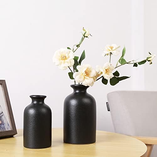 Stylish Ceramic Dry Flower Vase for Home Decoration