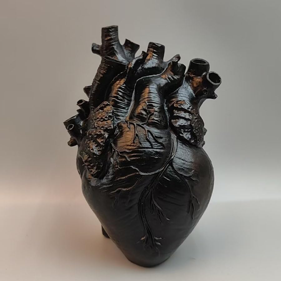 Gothic Heart Resin Vase for Flowers