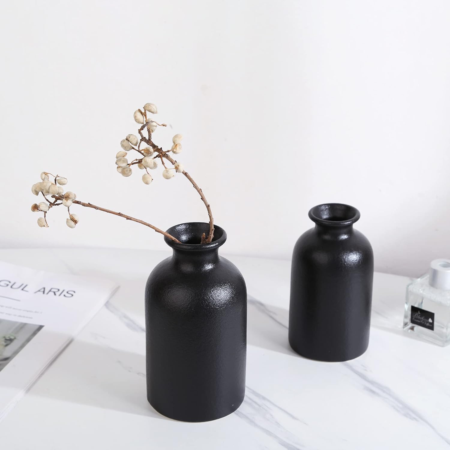 Stylish Ceramic Dry Flower Vase for Home Decoration