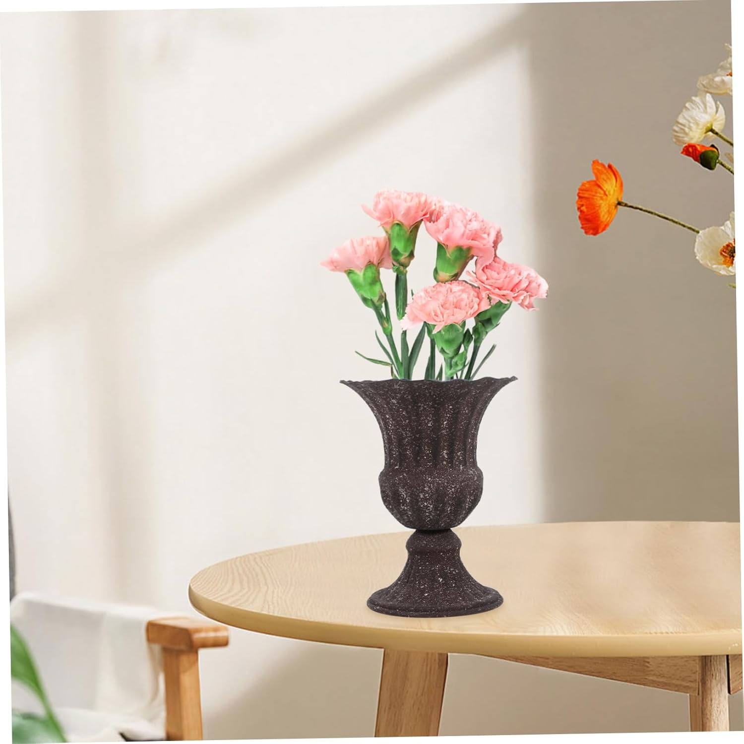 Elegant Dried Flower Vase Wrought Iron Flowerpot for Home and Garden