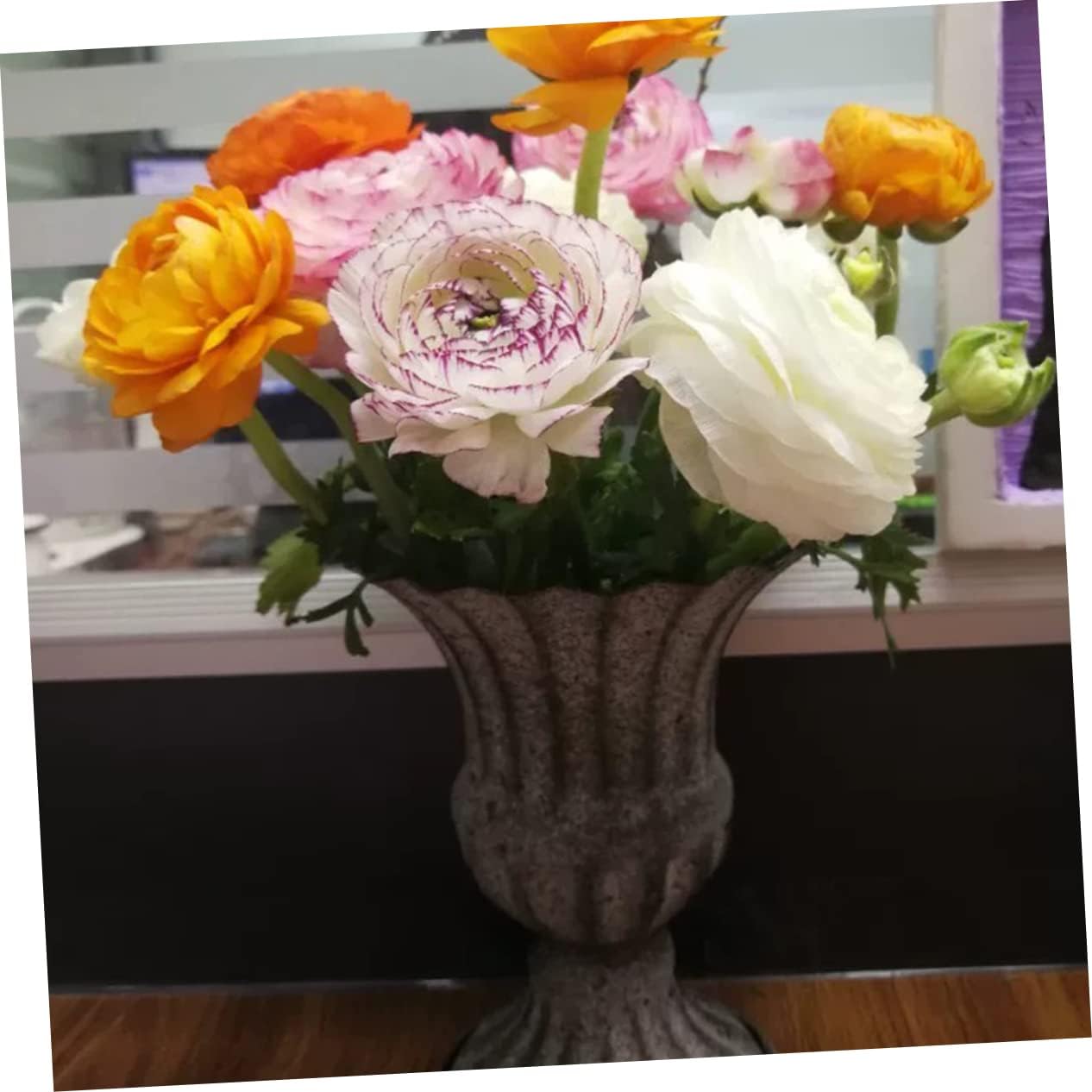 Elegant Dried Flower Vase Wrought Iron Flowerpot for Home and Garden