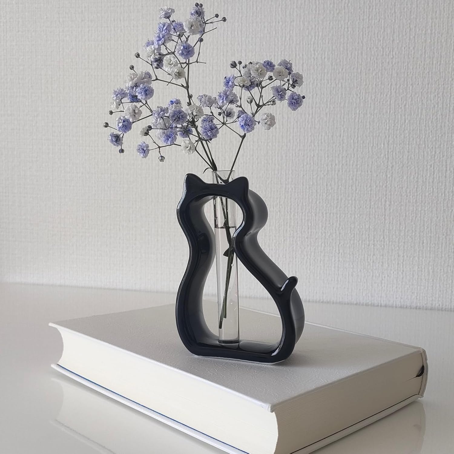 Cat Shape Black Vase for Flowers and Dried Flowers - Made in Japan