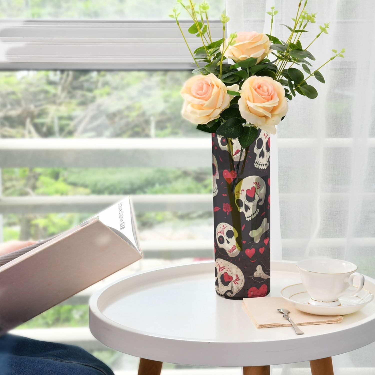 Skull Heart Valentine Plastic Cylinder Vase 118 x 39 Inch